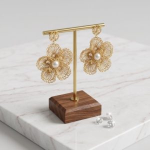 ARETES CARLOTA